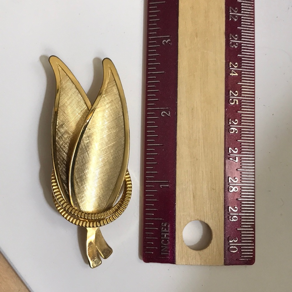 Gold Tone Brooch